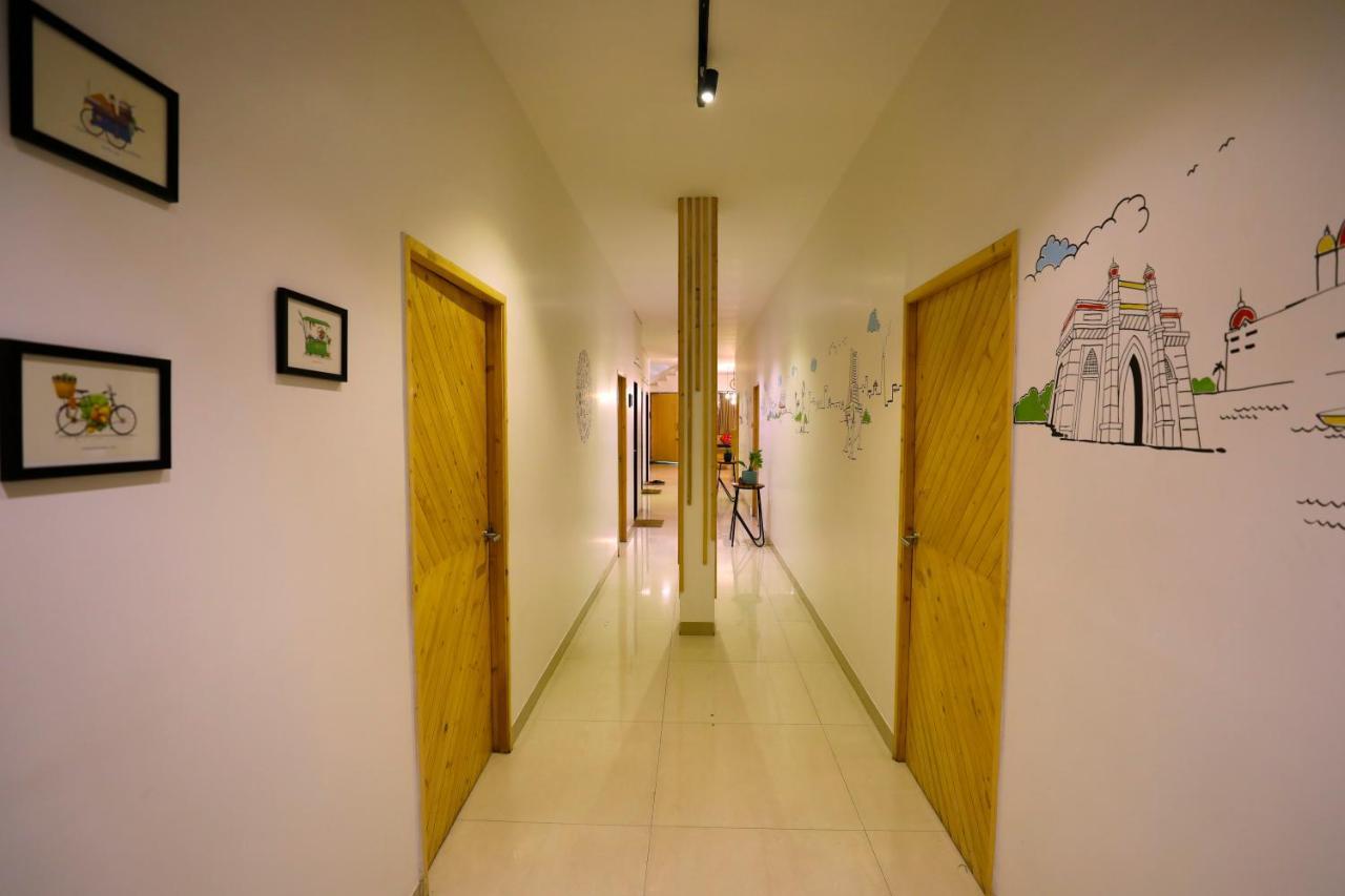 Nap Manor Hostels Mumbai Exterior photo